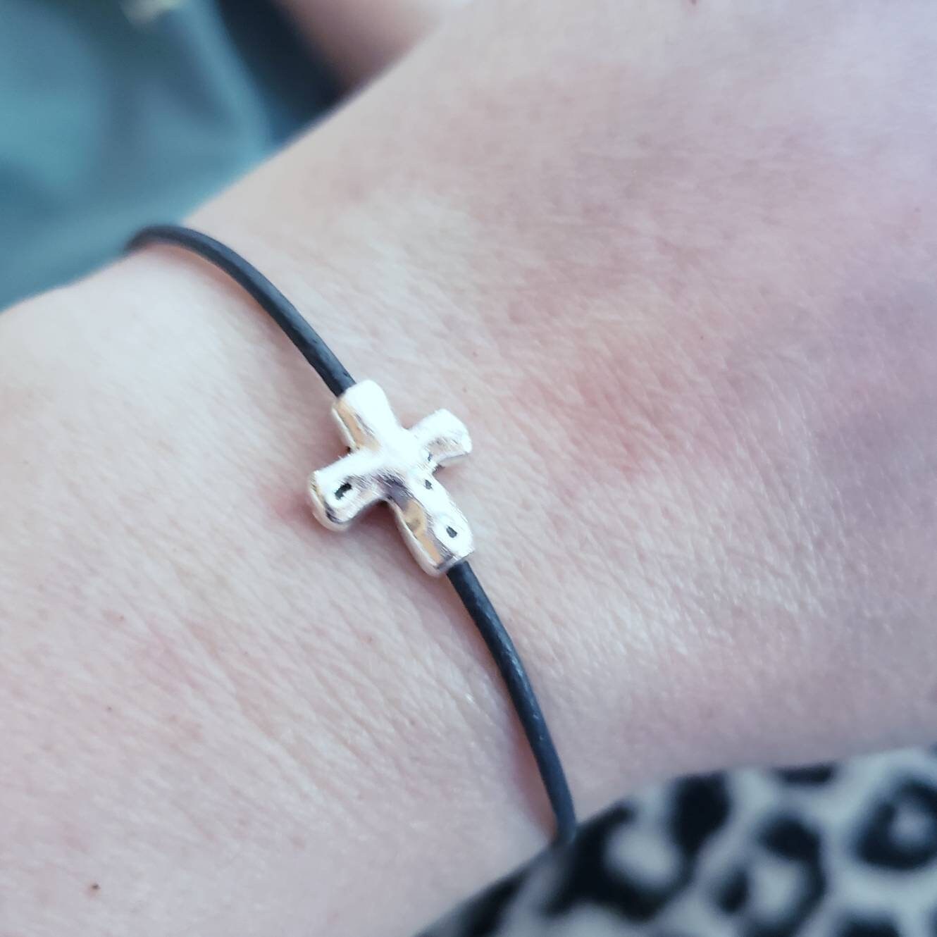 Minimalist Silver Cross Leather Bracelet for Christian Faith.